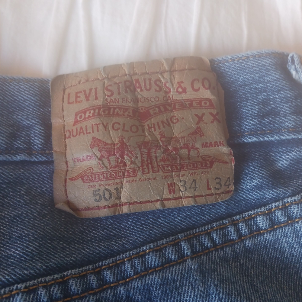 Levi's Classic Blue Denim Jeans with Leather Patch